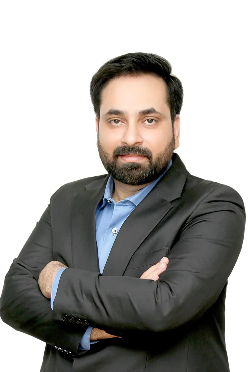 Dr. Ali Farooq